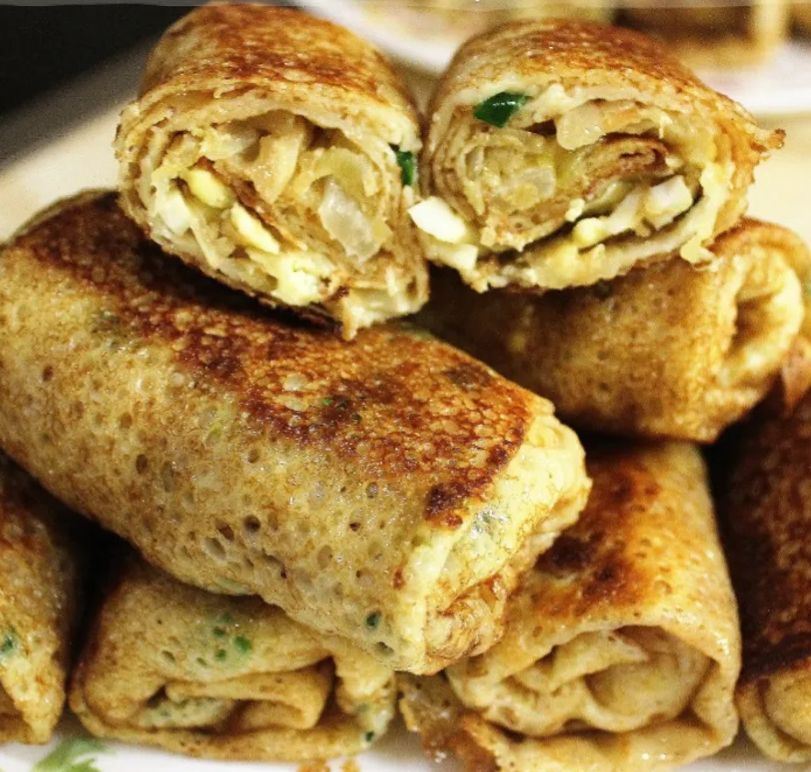 Блинчики с капустой и яйцом